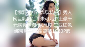 侧露脸女友帮我口