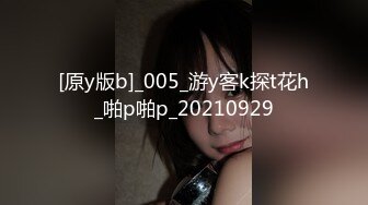 【淫乱KTV嗨翻天】娇俏美女『九儿妹』和闺蜜KTV找两个大叔玩群P，大叔大会实力把九儿妹操喷水了.