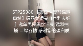 潜入商场女厕偷拍穿花短裙风韵少妇 紧致的八角形唇肉被操得发黑