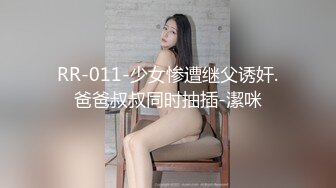 《万人求购??极品重磅》推特网红反差婊美女家有娇妻的淫乱性福生活自拍视图骚妻献给单男4P狂操户外露出体格娇小但很耐草295P 61V